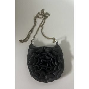 Black Rose Ruffled Purse Handbag 7”x7” 2’ Strap‎